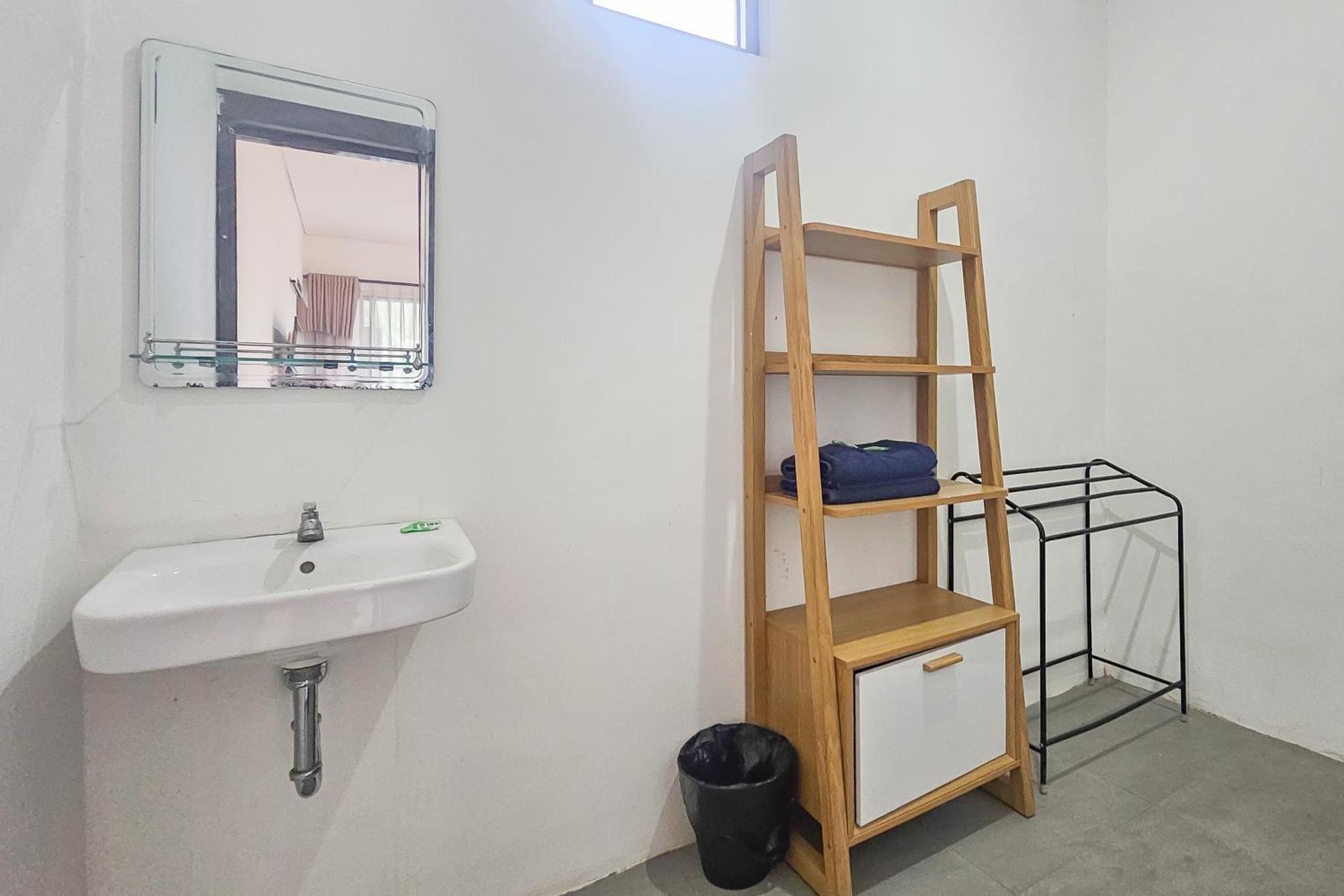 Urbanview Villa Balong Bho Syariah Bandung Cibiru Luaran gambar