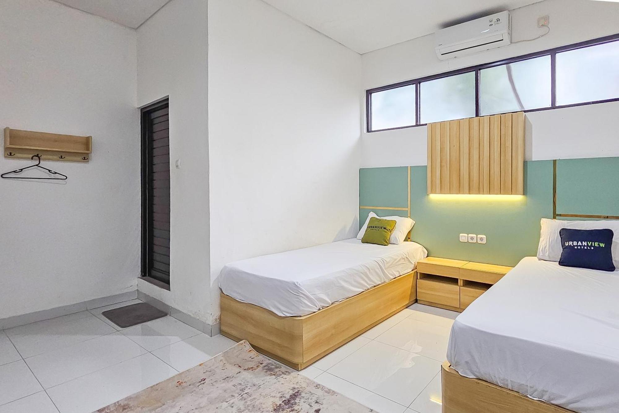 Urbanview Villa Balong Bho Syariah Bandung Cibiru Luaran gambar