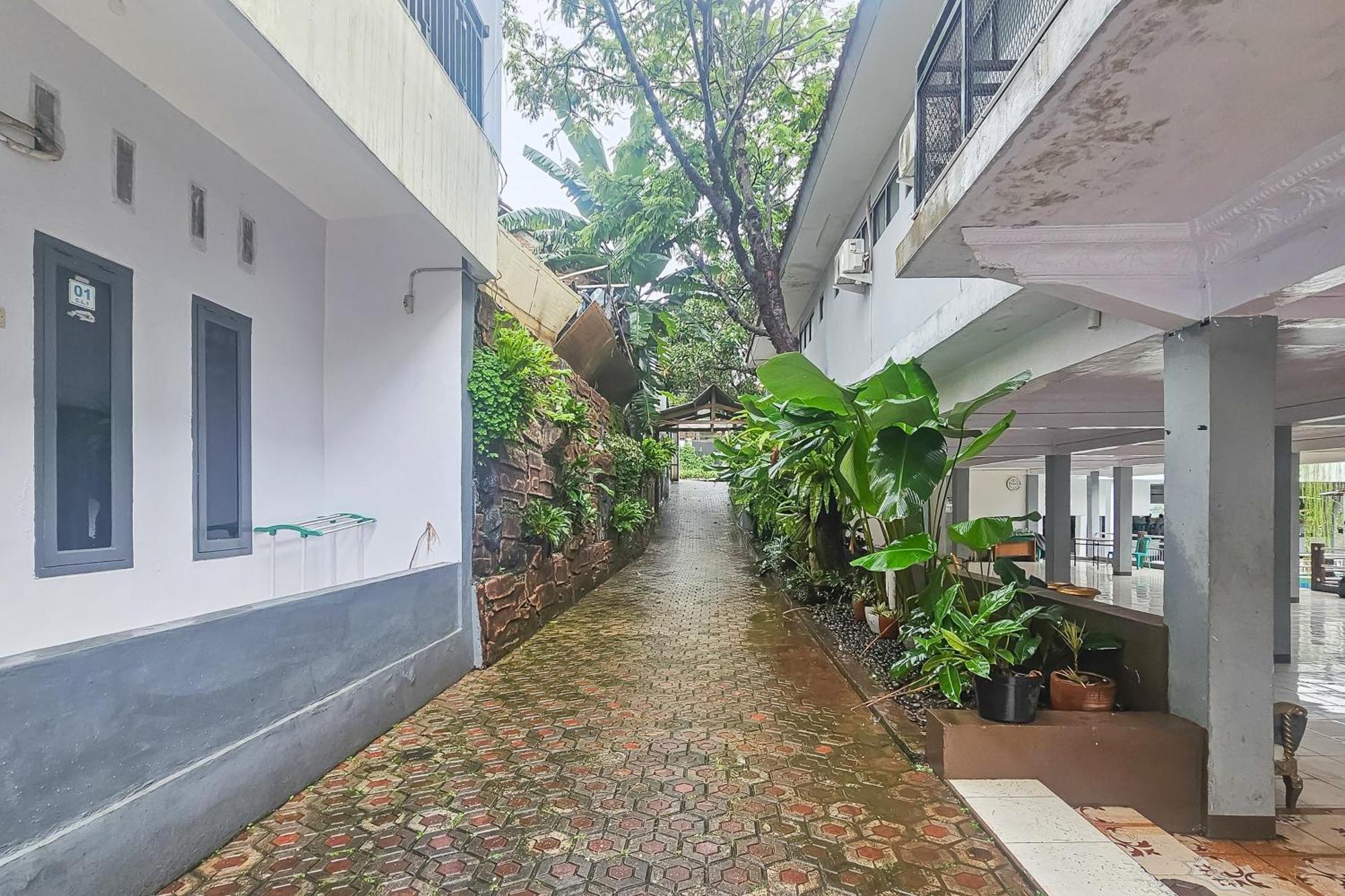 Urbanview Villa Balong Bho Syariah Bandung Cibiru Luaran gambar